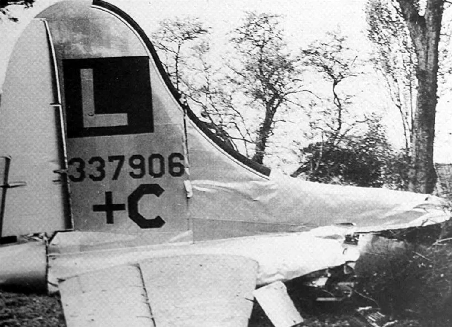 B-17 Flying Fortress Mid-Air Collision: Easton, Norfolk (October 26 ...